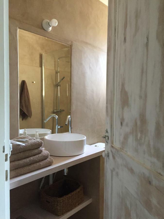 Suite Sur La Sorgue L'Isle-sur-la-Sorgue Ngoại thất bức ảnh